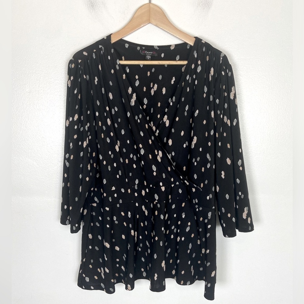 Cocomo Faux Wrap‎ Top Size 1X  Black 3/4 Sleeves Polka Dot Babydoll Soft Knit